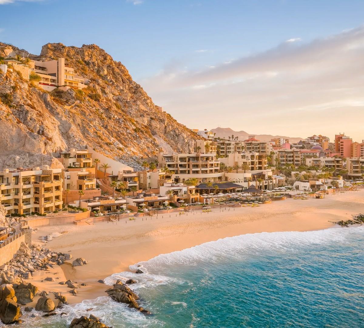 Turismo premium fortalece la inversión hotelera en Los Cabos