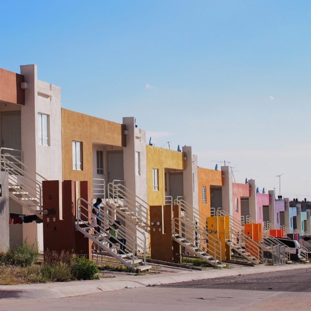 Cae mercado hipotecario, pero la vivienda se encarece: BBVA