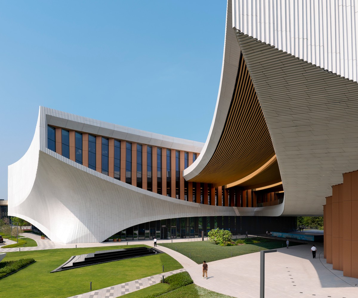 ZHA inaugura centro cultural inspirado en la ópera cantonesa