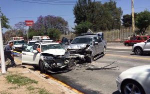 Accidentes de tránsito cuestan más de 120 mil millones de pesos al año - accidente autos mexico3