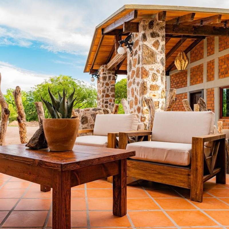 Conocer los errores más comunes permite prolongar la vida útil y el valor estético de la baldosa de barro