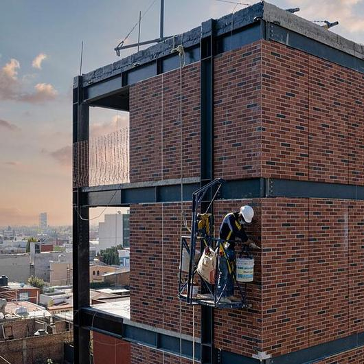 La eficiencia impulsa una nueva generación de materiales constructivos; Novaceramic apuesta por soluciones de alto desempeño