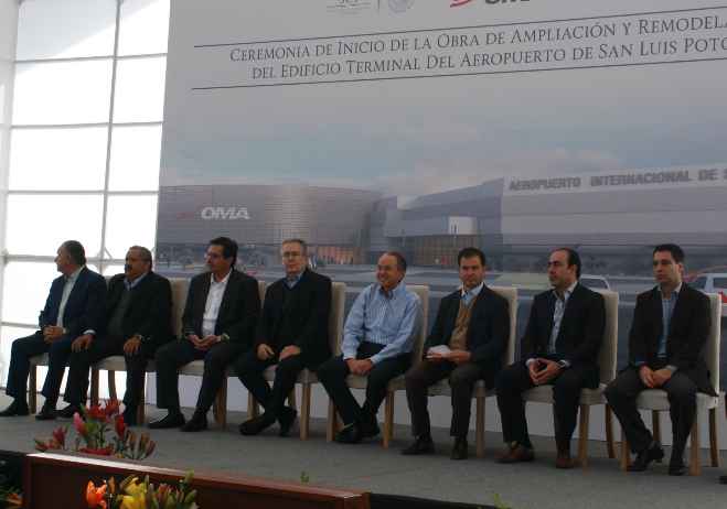 Inician ampliación del aeropuerto de San Luis Potosí - directivos20161124132740