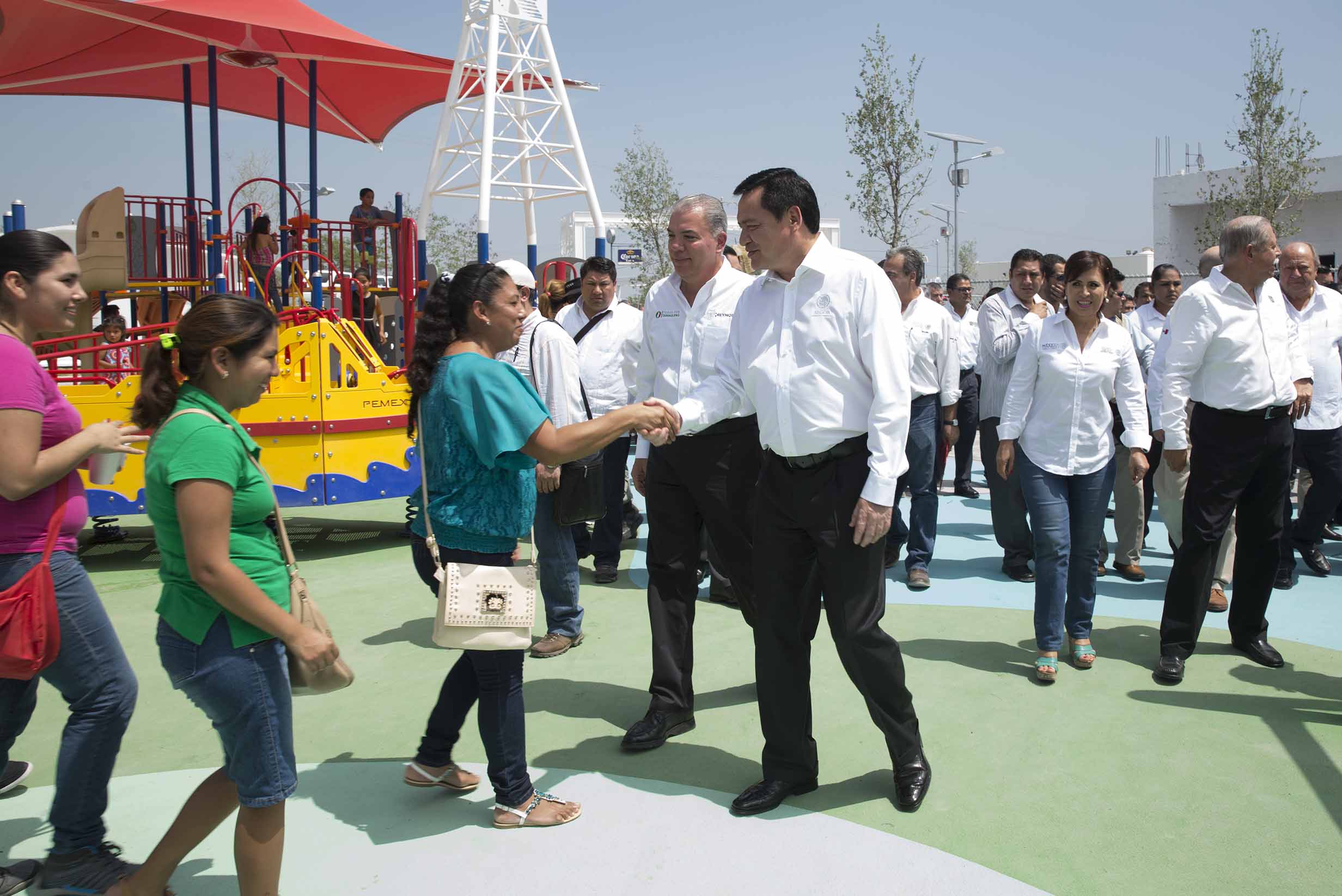 Pemex construyó parque en Reynosa, Tamaulipas - lomas pedregal tamaulipas