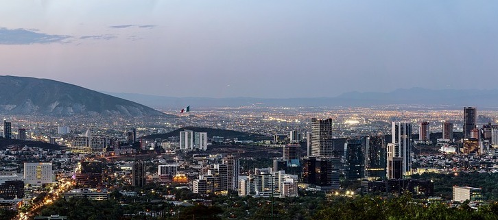 Repunta confianza en sector industrial y oficinas de Monterrey