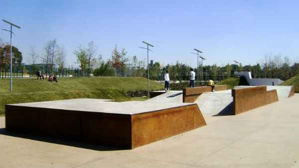 Parques, una solución para el crecimiento urbano - parquebicentenario skate1