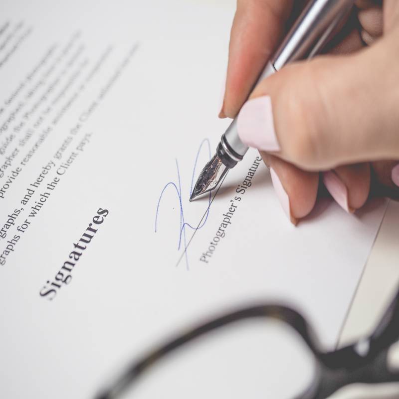 En el contrato de un crédito hipotecario, hay que leer letras pequeñas
