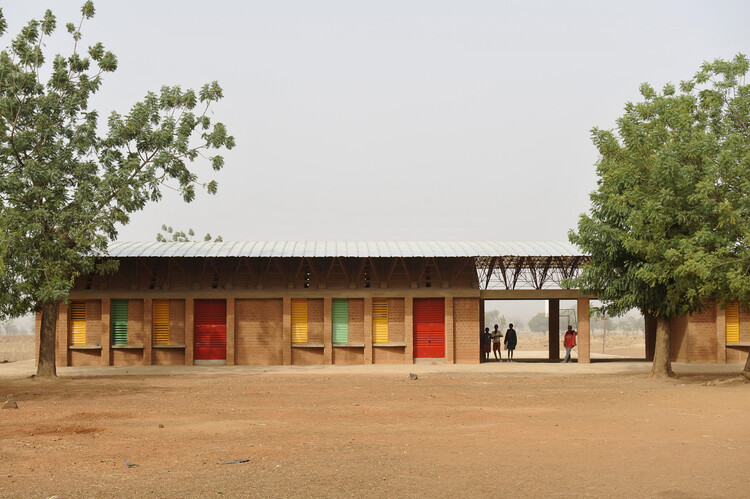 Diébédo Francis Kéré, ganador del Premio Pritzker 2022 - primary school in gando extension kere architecture c erik jan ouwerkerk