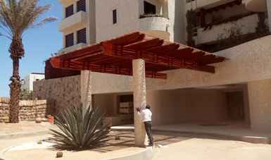 Clausuran construcción de hotel en Los Cabos