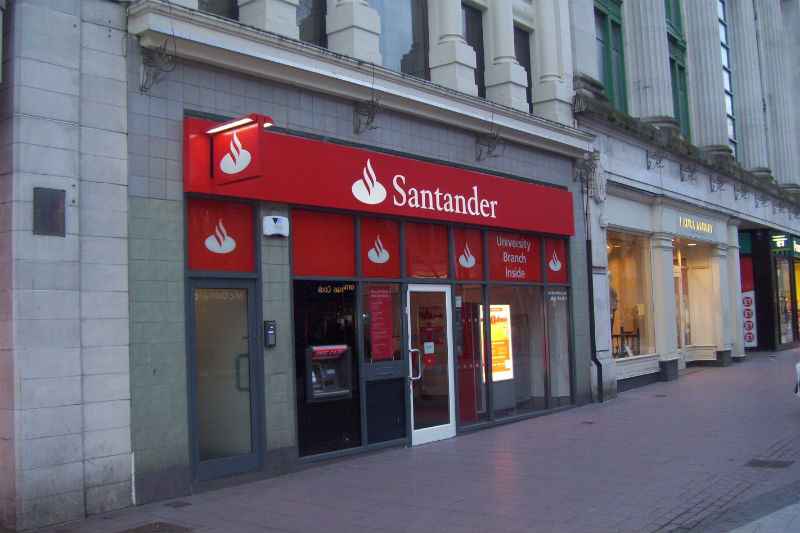 Crece 14% crédito hipotecario Santander - santander