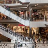 Vacancia en centros comerciales muestra mejorías: el retorno del retail