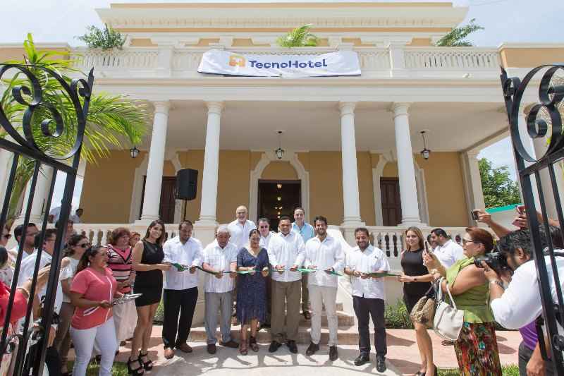 Tecno Hotel inauguró hotel en Progreso, Yucatán