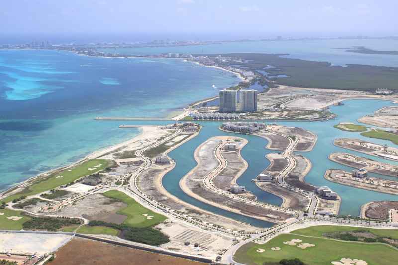 Construirán 3 complejos condominales en Cancún - terreno residencial en venta en zona hotelera cancun 1275