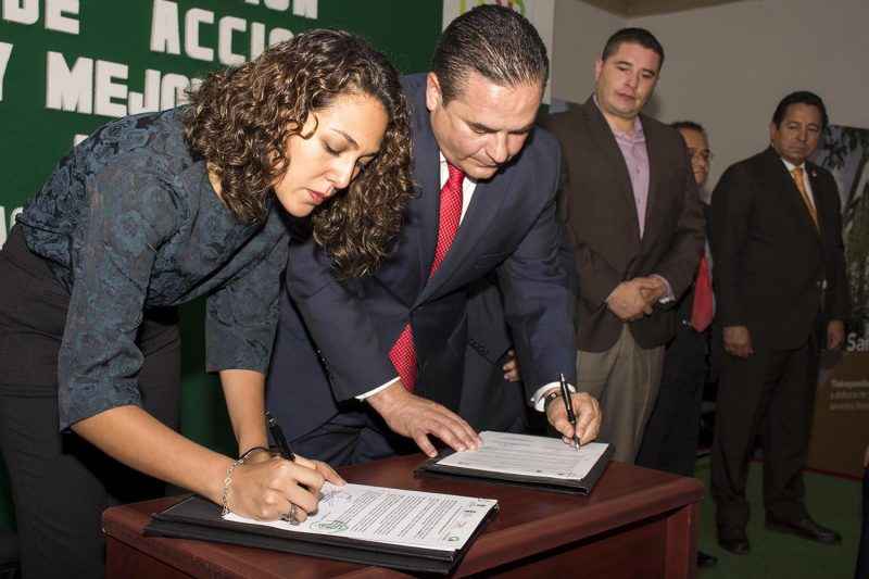Gobierno de Tlalnepantla firma convenio para mejoramiento de movilidad