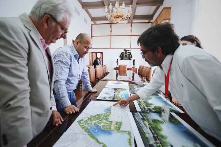 Arquitecto Mario Schjetnan presenta proyecto para renovar parque El Dean