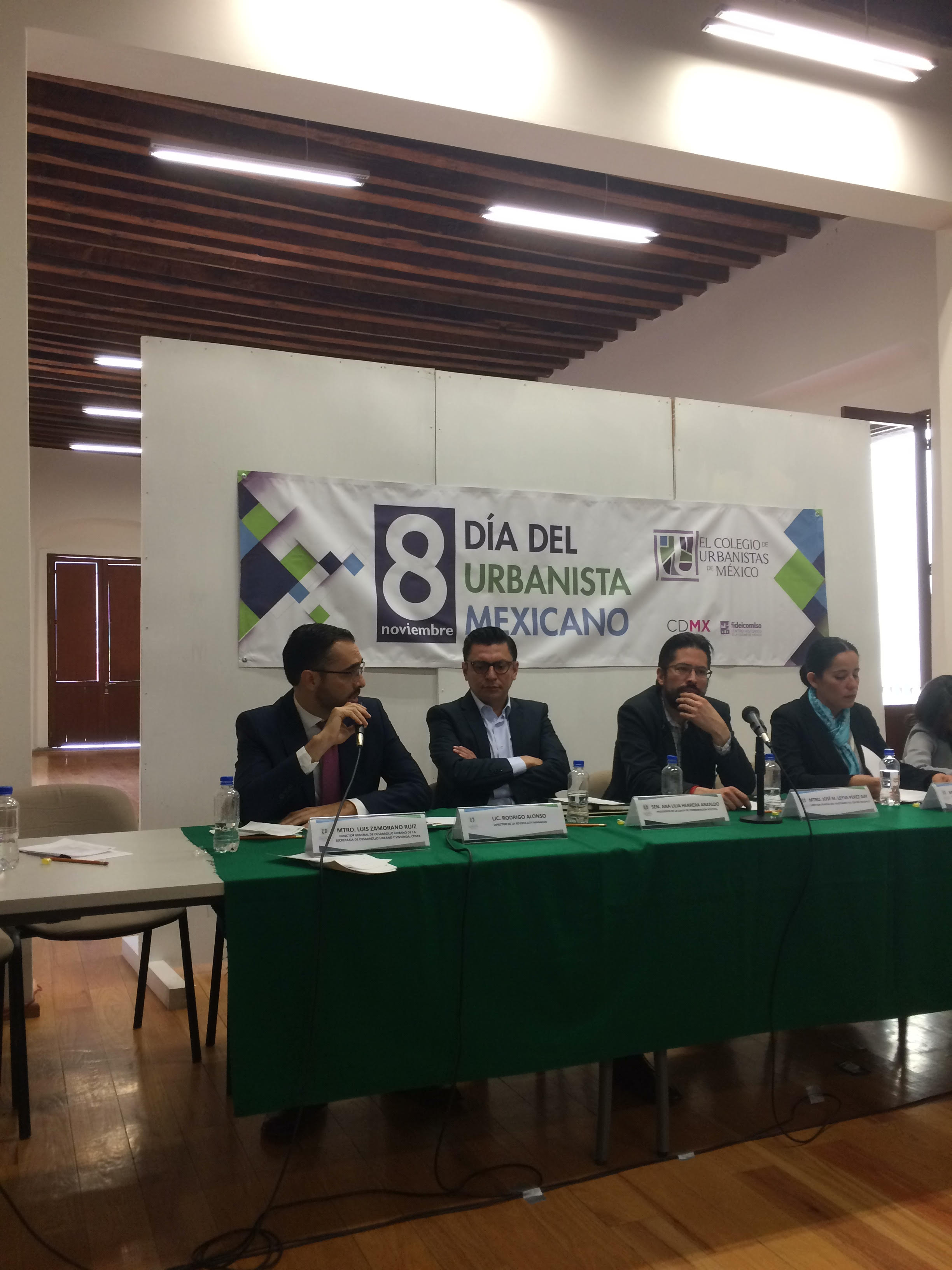 Discuten retos del urbanismo en México - unnamed 74